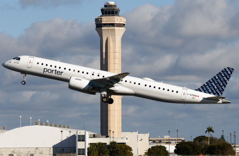 Photo of C-GZQR - Porter Airlines Embraer E195-E2 at MIA on AeroXplorer Aviation Database