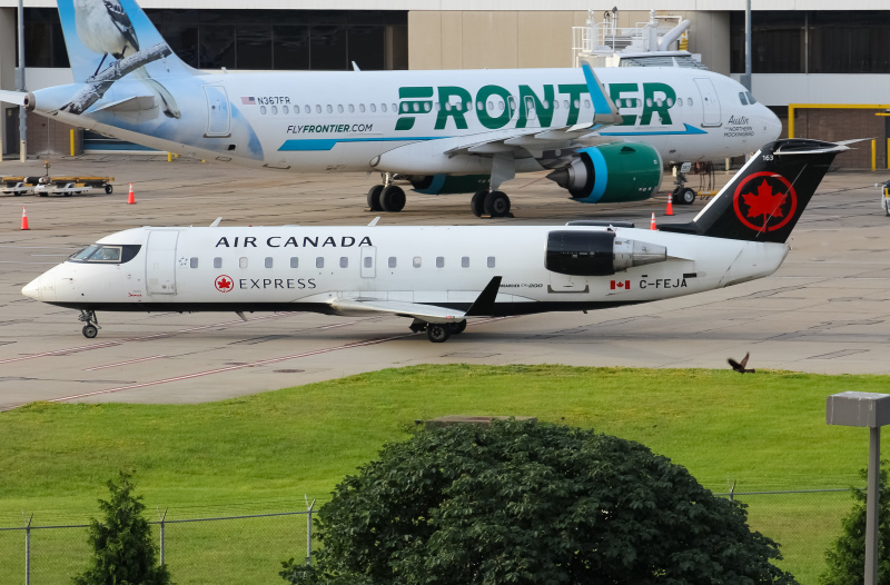 Photo of C-FEJA - Air Canada Express Mitsubishi CRJ-200 at CVG on AeroXplorer Aviation Database