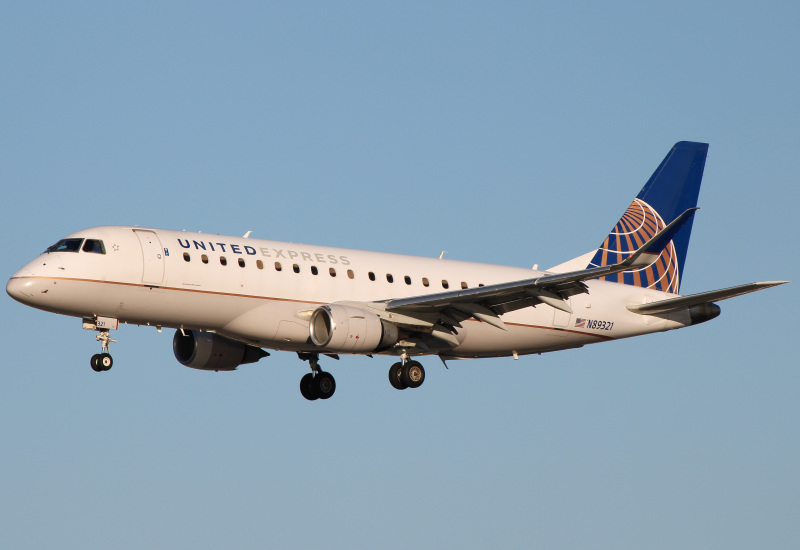Photo of N89321 - United Express Embraer E175 at SAN on AeroXplorer Aviation Database