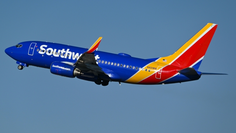 Photo of N401WN - Southwest Airlines Boeing 737-700 at RNO on AeroXplorer Aviation Database