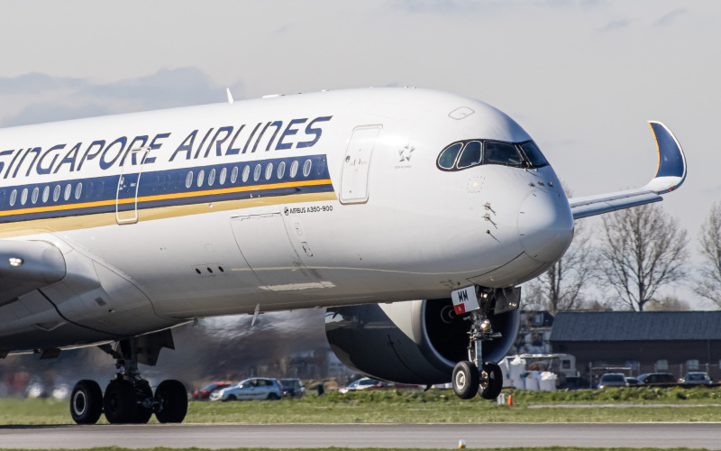 Photo of 9V-SMM - Singapore Airlines Airbus A350-900 at AMS on AeroXplorer Aviation Database