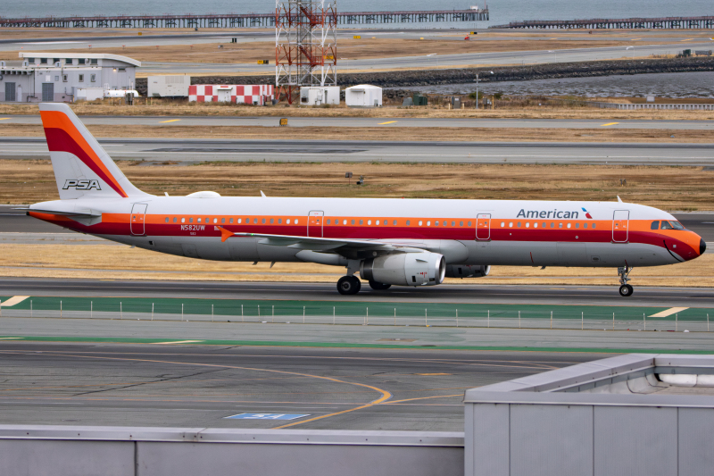 Photo of N582UW - American Airlines Airbus A321-200 at SFO on AeroXplorer Aviation Database