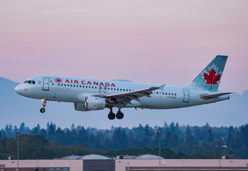 Photo of C-FLSU - Air Canada Airbus A320 at YVR on AeroXplorer Aviation Database
