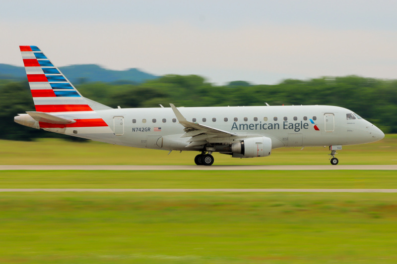 Photo of N742GR - American Eagle Embraer E170 at LSE on AeroXplorer Aviation Database