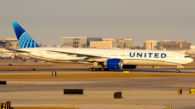 Photo of N2352U - United Airlines Boeing 777-300ER at ORD on AeroXplorer Aviation Database