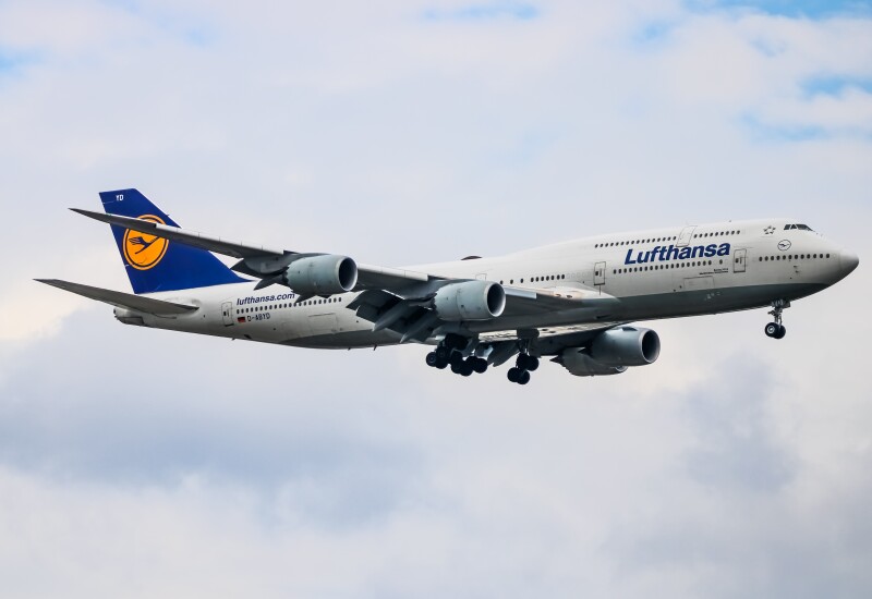Photo of D-ABYD - Lufthansa Boeing 747-8i at IAD on AeroXplorer Aviation Database
