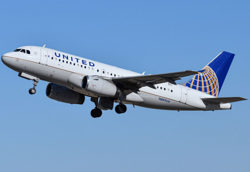 Photo of N889UA - United Airlines Airbus A319 at DEN on AeroXplorer Aviation Database