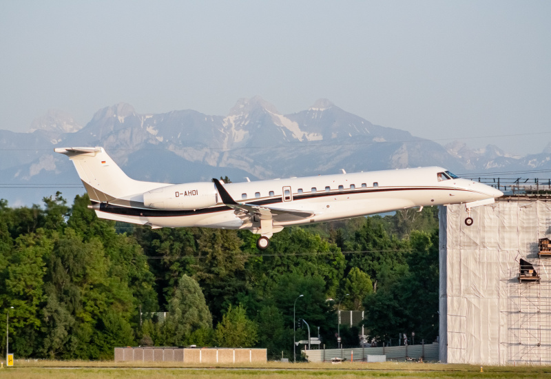 Photo of D-AHOI - PRIVATE Embraer Legacy 650 at GVA on AeroXplorer Aviation Database