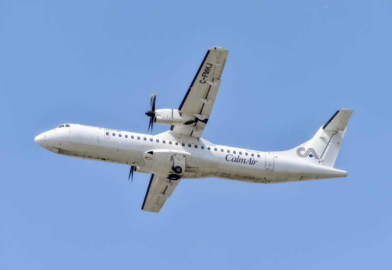 Photo of C-FMKJ - Calm Air ATR 72-500 at MKE on AeroXplorer Aviation Database