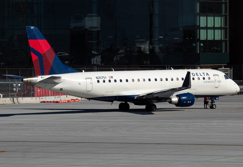 Photo of N257SY - Delta Connection Embraer E175 at SLC on AeroXplorer Aviation Database