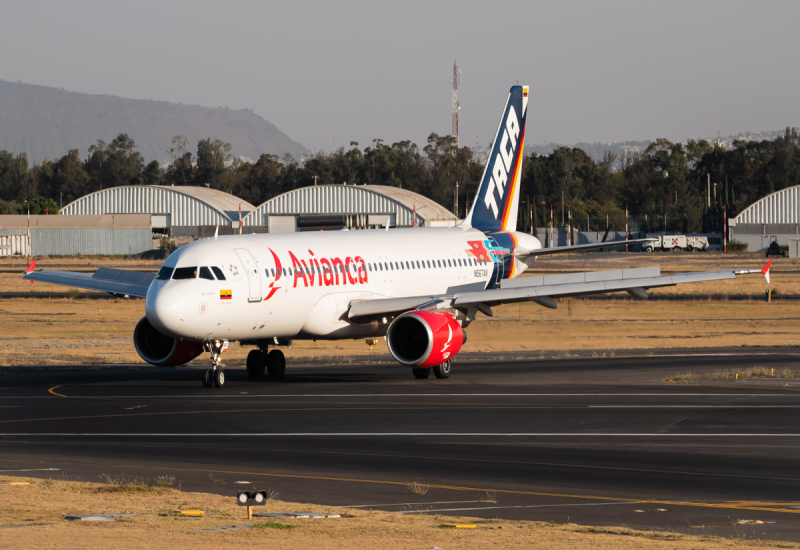Photo of N567AV - Avianca Airbus A320 at MEX on AeroXplorer Aviation Database