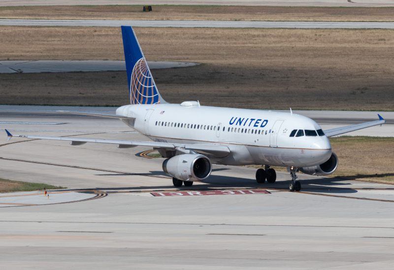 Photo of N853UA - United Airlines Airbus A319 at SAT on AeroXplorer Aviation Database