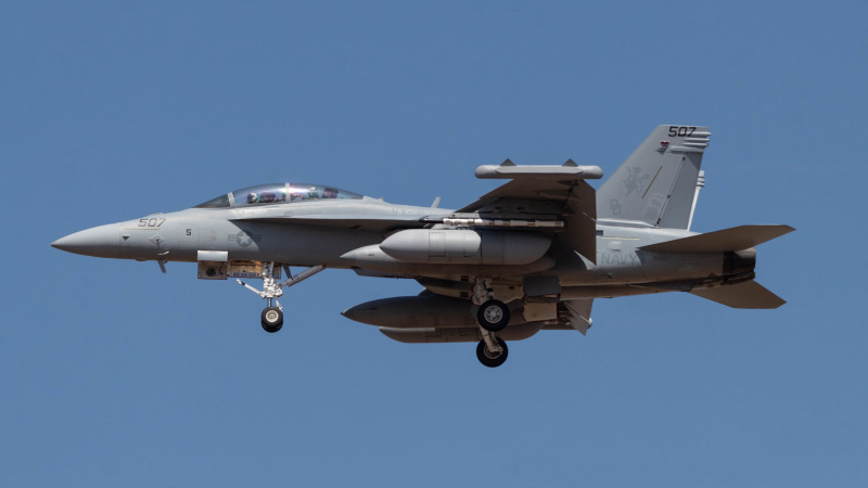 Photo of 169217 - USN - United States Navy Boeing F/A-18E/F Super Hornet at NTD on AeroXplorer Aviation Database