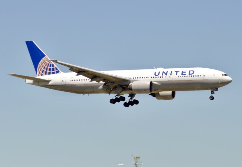 Photo of N777UA - United Airlines Boeing 777-200 at ORD on AeroXplorer Aviation Database