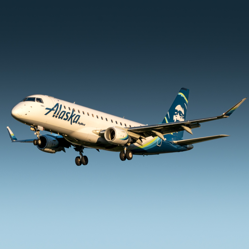 Photo of N177SY - Alaska Airlines Embraer E175 at PDX on AeroXplorer Aviation Database