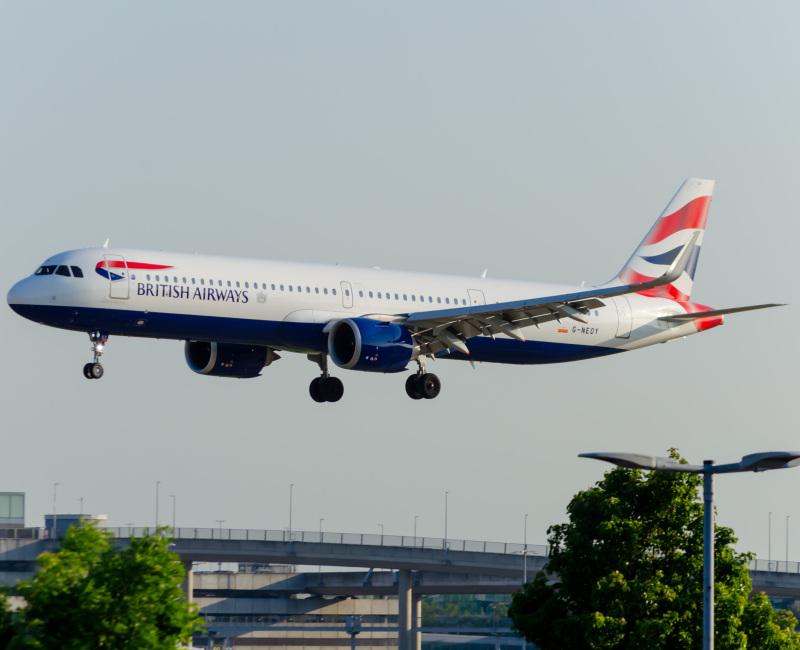 Photo of GNEOY  - British Airways Airbus A321NEO at LHR on AeroXplorer Aviation Database