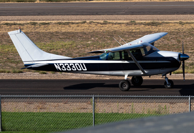 Photo of N3330U - PRIVATE Cessna 182 Skylane at KMAN on AeroXplorer Aviation Database