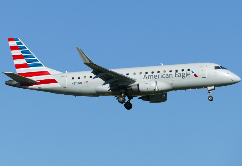 Photo of N215NN - American Eagle Embraer E175 at AUS on AeroXplorer Aviation Database