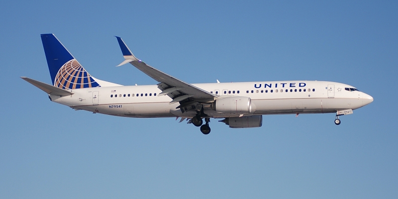 Photo of N79541 - United Airlines Boeing 737-800 at KRNO on AeroXplorer Aviation Database