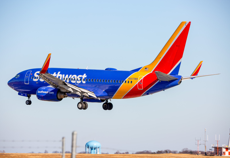 Photo of N567WN - Southwest Airlines Boeing 737-700 at BWI on AeroXplorer Aviation Database