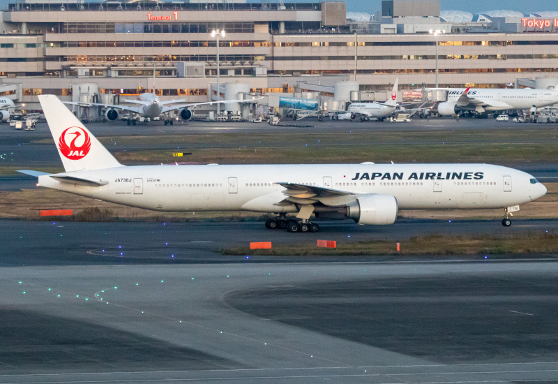 Photo of JA736J - Japan Airlines Boeing 777-300ER at HND on AeroXplorer Aviation Database