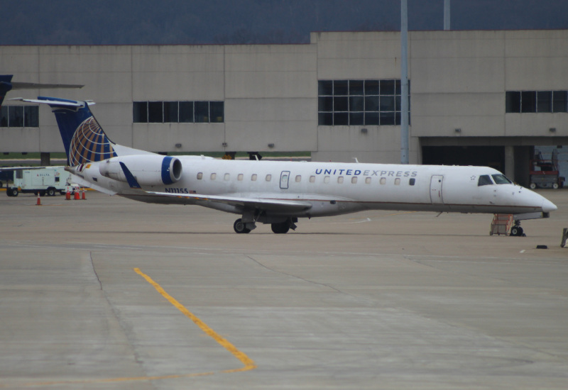 Photo of N11155 - United Express Embraer ERJ145 at SDF on AeroXplorer Aviation Database