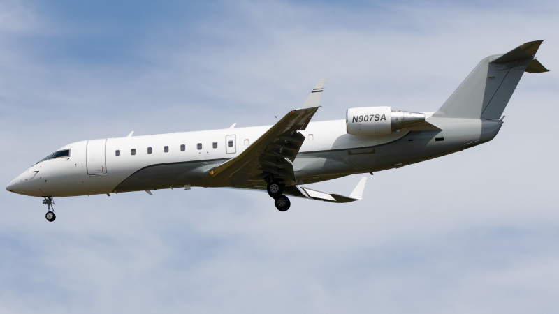 Photo of N907SA - Tri-state charter Mitsubishi CRJ-200ER at PIE on AeroXplorer Aviation Database