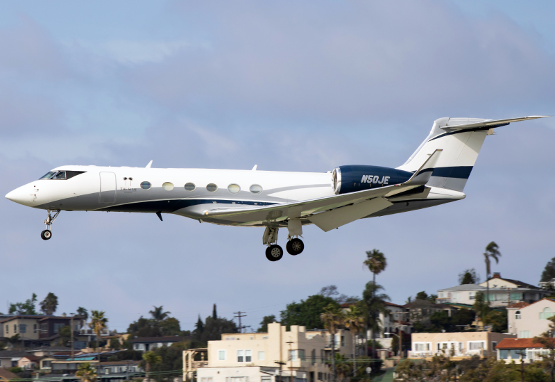 Photo of N50JE - PRIVATE Gulfstream G550 at SAN on AeroXplorer Aviation Database