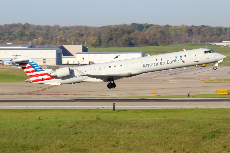 Photo of N618NN - American Eagle Mitsubishi CRJ-900 at CVG on AeroXplorer Aviation Database