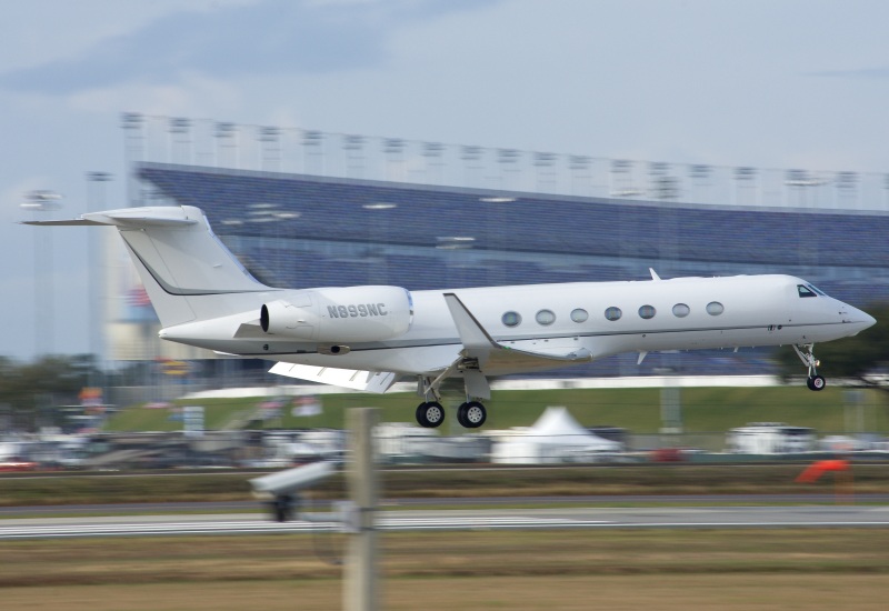 Photo of N899NC - PRIVATE Gulfstream G550 at DAB on AeroXplorer Aviation Database