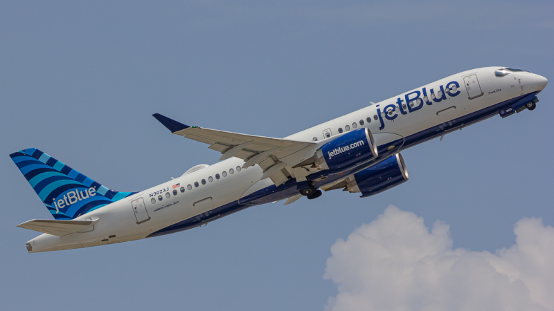 Photo of N3023J - JetBlue Airways Airbus A220-300 at FLL on AeroXplorer Aviation Database