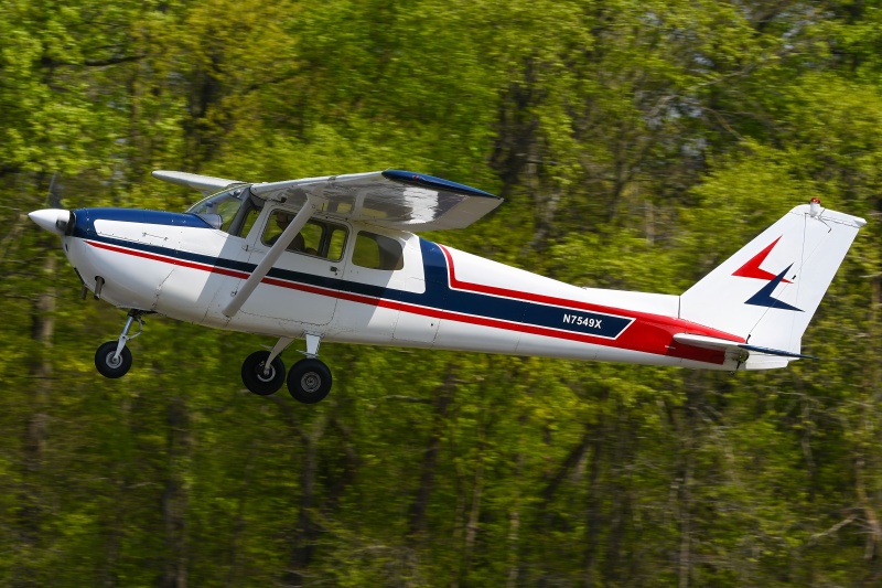 Photo of N7549X - PRIVATE Cessna 172B at N14 on AeroXplorer Aviation Database