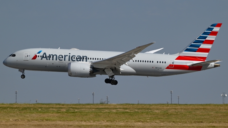 Photo of N872AN - American Airlines Boeing 787-8 at DFW on AeroXplorer Aviation Database