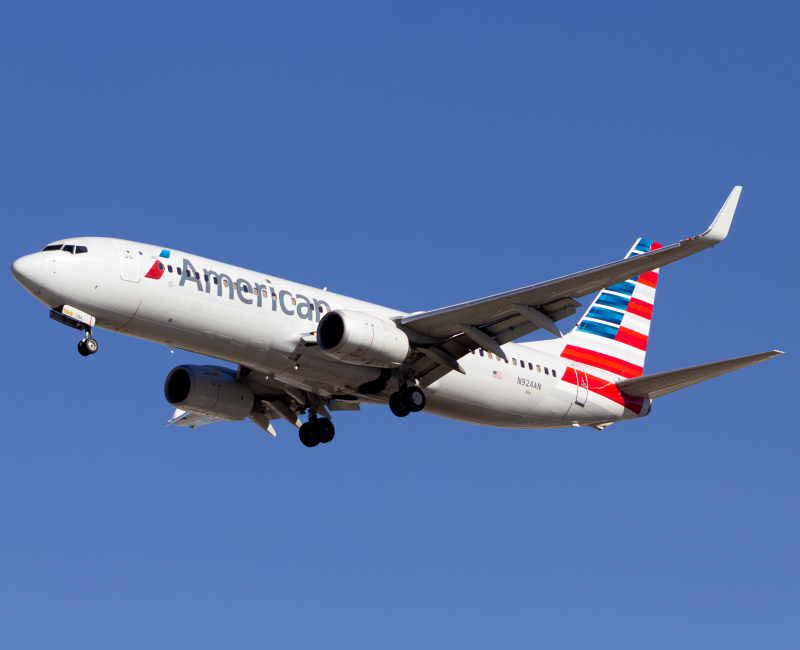 Photo of N294AN - American Airlines Boeing 737-800 at LAS on AeroXplorer Aviation Database