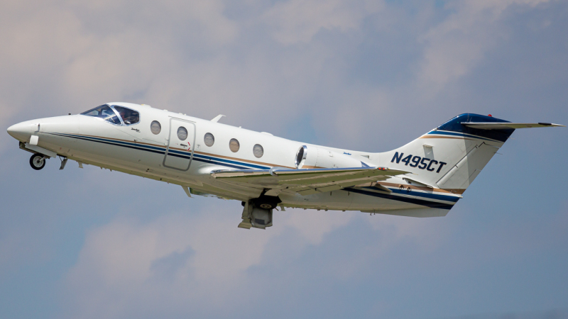 Photo of N495CT - Atlas Air Ventures Hawker Beechcraft 400XP at OSU on AeroXplorer Aviation Database