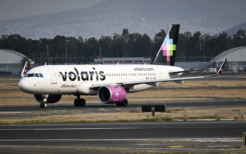 Photo of XA-VRD - Volaris Airbus A320NEO at MEX on AeroXplorer Aviation Database