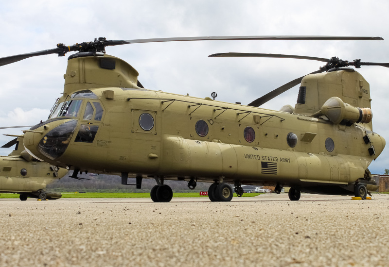 Photo of 0-08193 - USA- United States Army Boeing CH-47 Chinook at LUK on AeroXplorer Aviation Database