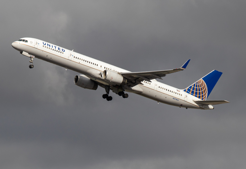 Photo of N57864 - United Airlines  Boeing 757-300 at LAX on AeroXplorer Aviation Database