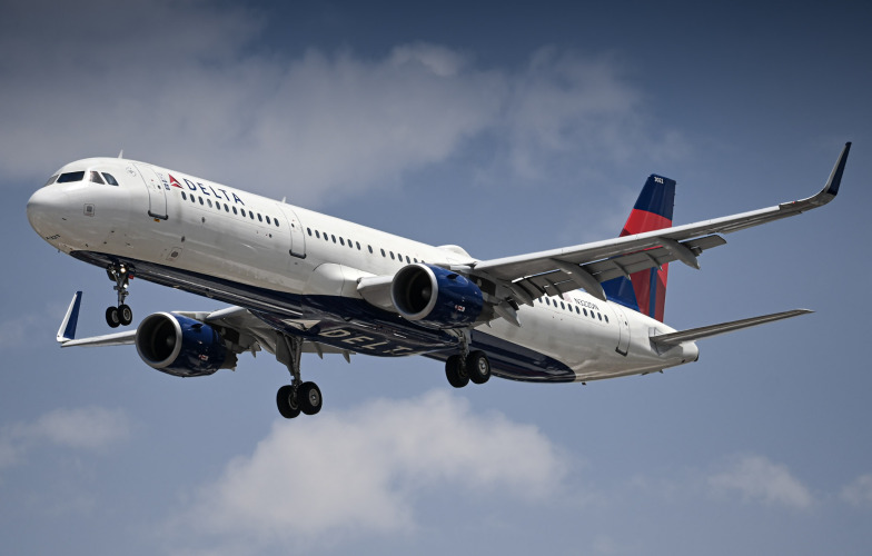 Photo of N322DN - Delta Airlines Airbus A321-200 at MEX on AeroXplorer Aviation Database