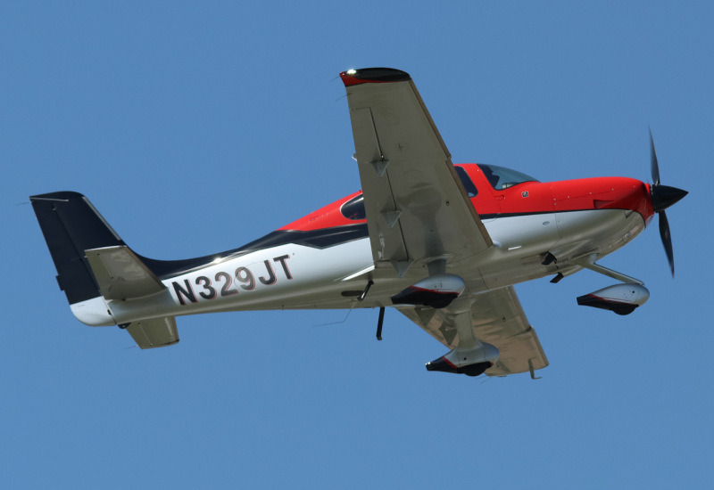 Photo of N329JT - PRIVATE Cirrus SR22T at THV on AeroXplorer Aviation Database