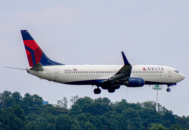 Photo of N391DA - Delta Airlines Boeing 737-800 at ATL on AeroXplorer Aviation Database