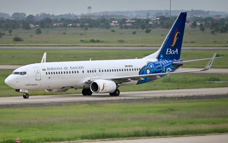 Photo of CP-3215 -  Boliviana de Aviación Boeing 737-800 at VVI on AeroXplorer Aviation Database