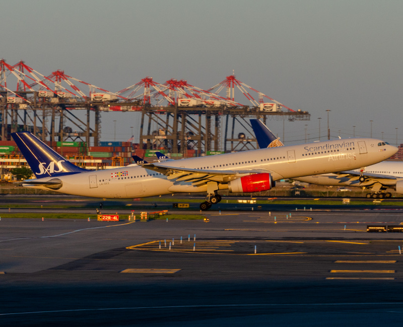 Photo of LN-RKS - Scandinavian Airlines Airbus A330-300 at EWR on AeroXplorer Aviation Database