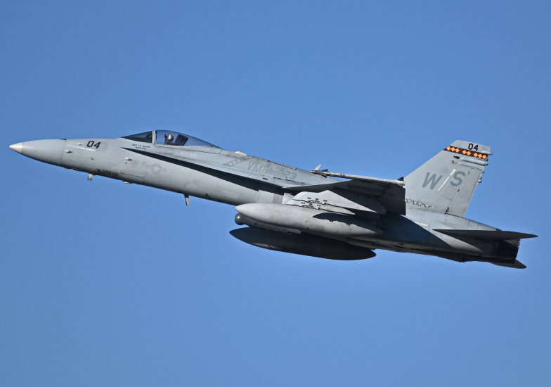 Photo of 164900 - USMC - United States Marine Corp McDonnel Douglas F/A-18 Hornet at SDM on AeroXplorer Aviation Database