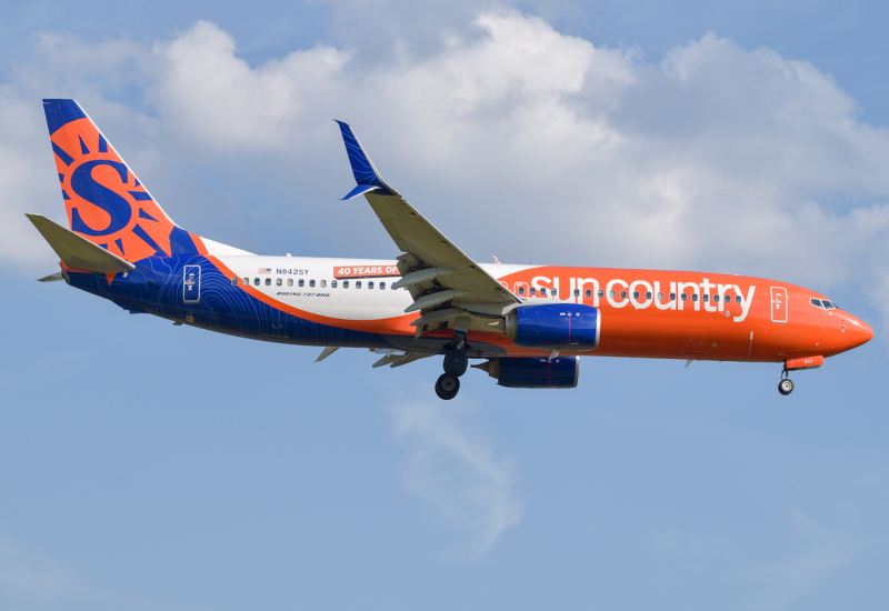 Photo of N842SY - Sun Country Airlines Boeing 737-800 at RDU on AeroXplorer Aviation Database