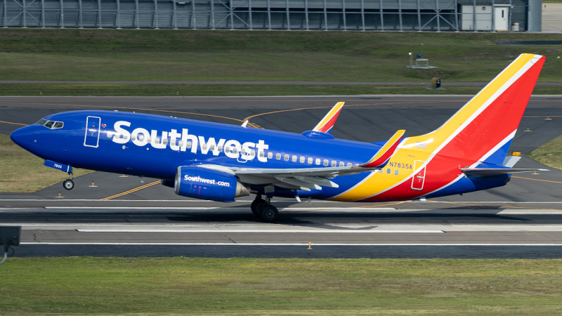 Photo of N7835A - Southwest Airlines Boeing 737-700 at TPA on AeroXplorer Aviation Database