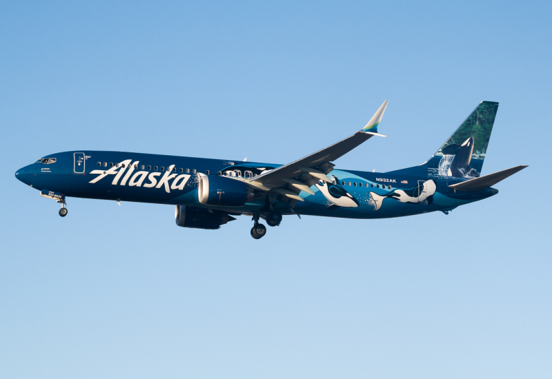 Photo of N932AK - Alaska Airlines Boeing 737 MAX 9 at LAX on AeroXplorer Aviation Database
