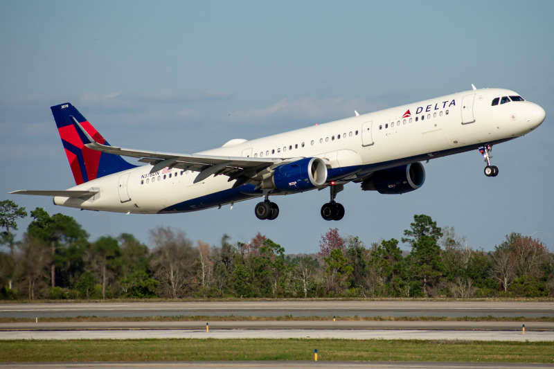 Photo of N378DN - Delta Airlines Airbus A321-200 at MCO on AeroXplorer Aviation Database