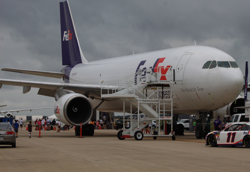 Photo of N660FE - FedEx Airbus A300F-600 at IAD on AeroXplorer Aviation Database