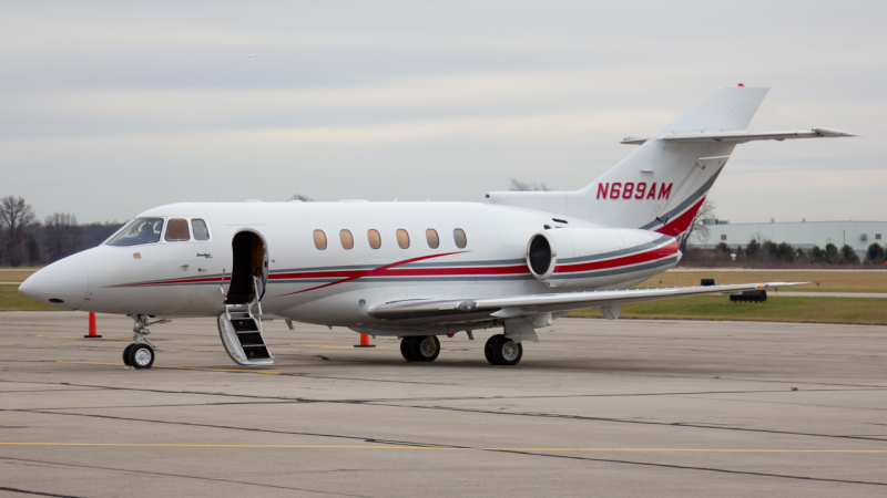 Photo of N689AM - PRIVATE Beechcraft Hawker 800XP at DLZ on AeroXplorer Aviation Database